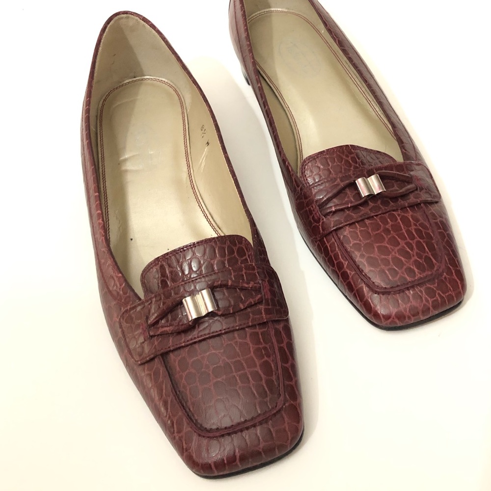 Talbots Burgundy Wine Leather WIDE Alligator Silver Hardware Square Toe Loafer
